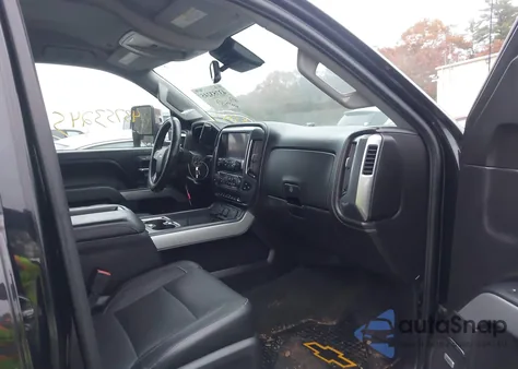 2015 Chevrolet Silverado 2500Hd Ltz z USA, uszkodzony, nr VIN 1GC1KWE81FF119858